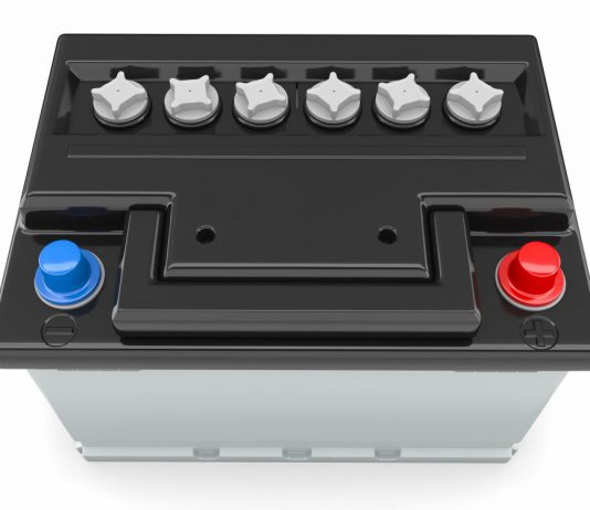 Jak dbać o akumulator samochodowy ?