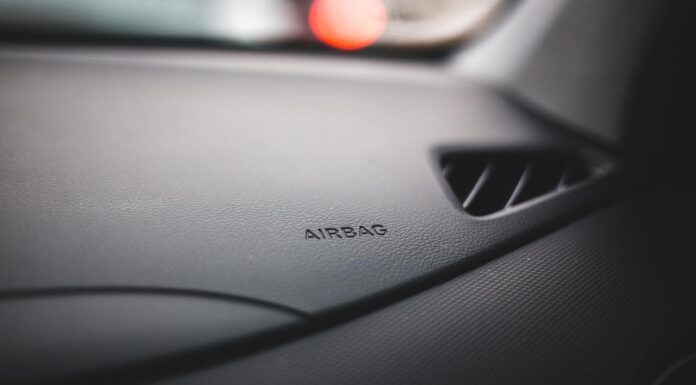 Profesjonalna regeneracja poduszek airbag – przywracamy bezpieczeństwo Twojemu autu regeneracja poduszek airbag