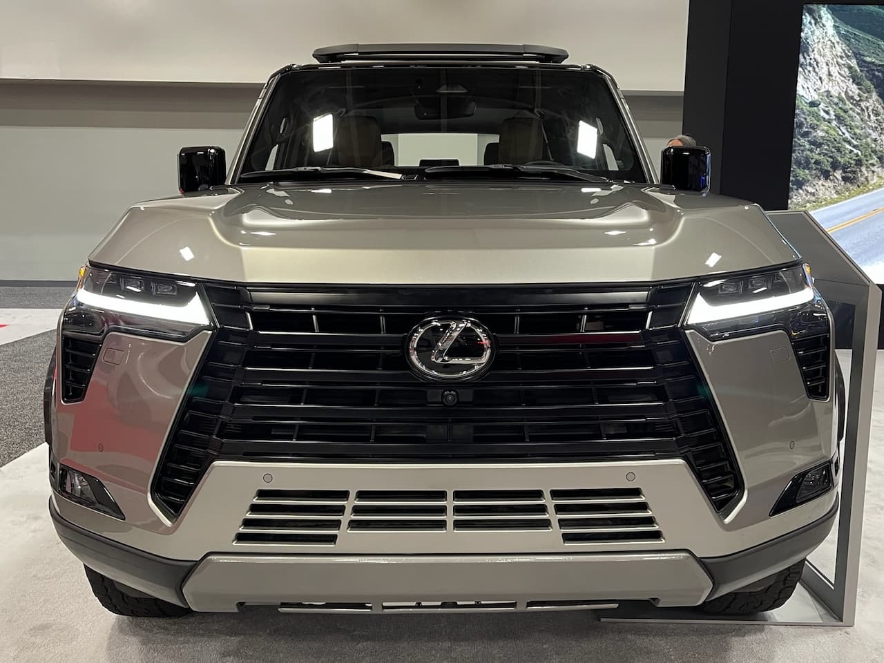 lexus wzywa do serwisu hybrydy przez wadliwe elementy przekładni directshift problemy z płynnością zmiany przełożeń w lexusach