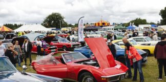 Najlepsze targi motoryzacyjne Europy zachodniej dla koneserów zabytkowych samochodów Najważniejsze europejskie targi klasyków wyróżniają się ilością eksponatów i obecnością renomowanych kolekcjonerów