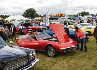 Najlepsze targi motoryzacyjne Europy zachodniej dla koneserów zabytkowych samochodów Najważniejsze europejskie targi klasyków wyróżniają się ilością eksponatów i obecnością renomowanych kolekcjonerów