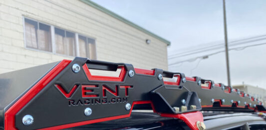 Bagażniki dachowe aluminiowe – który rodzaj sprawdzi się w czasie wyprawy górskiej, a który w codziennych dojazdach? max ladownosc aluminiowego bagaznika dachowego 1770409139